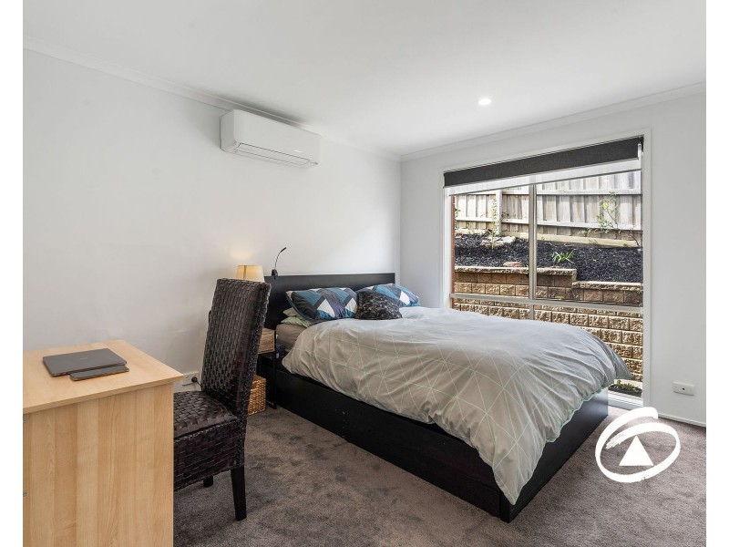 137 Gleneagles Drive, Endeavour Hills VIC 3802