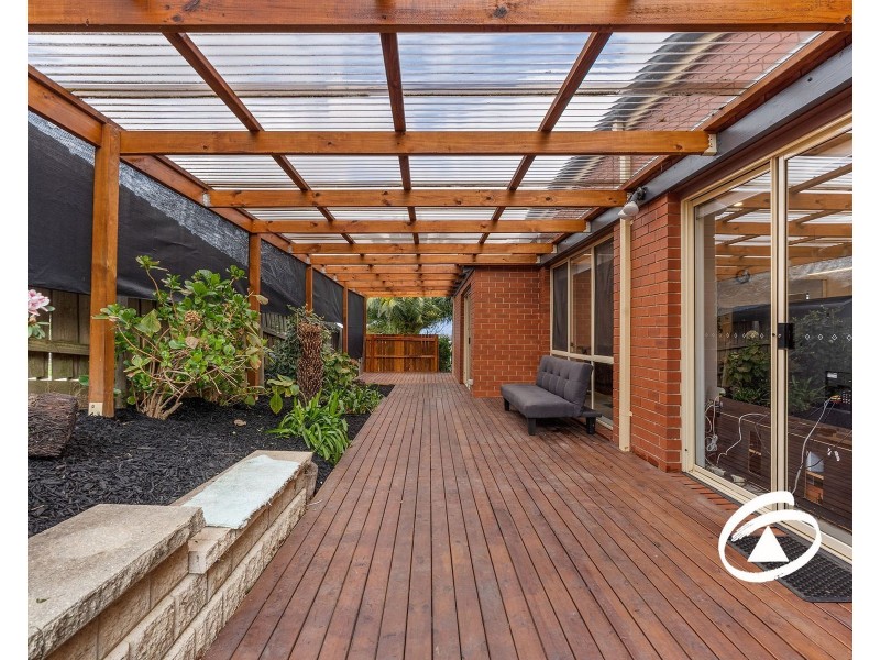 137 Gleneagles Drive, Endeavour Hills VIC 3802