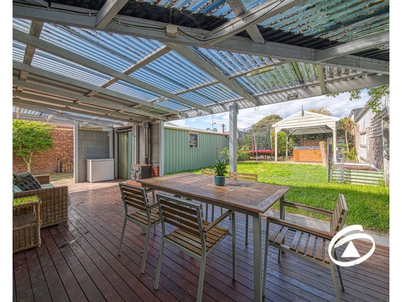 6 Adelong Court, Berwick VIC 3806