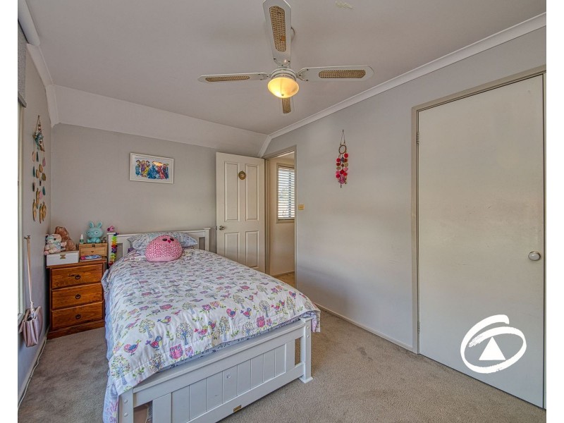 6 Adelong Court, Berwick VIC 3806