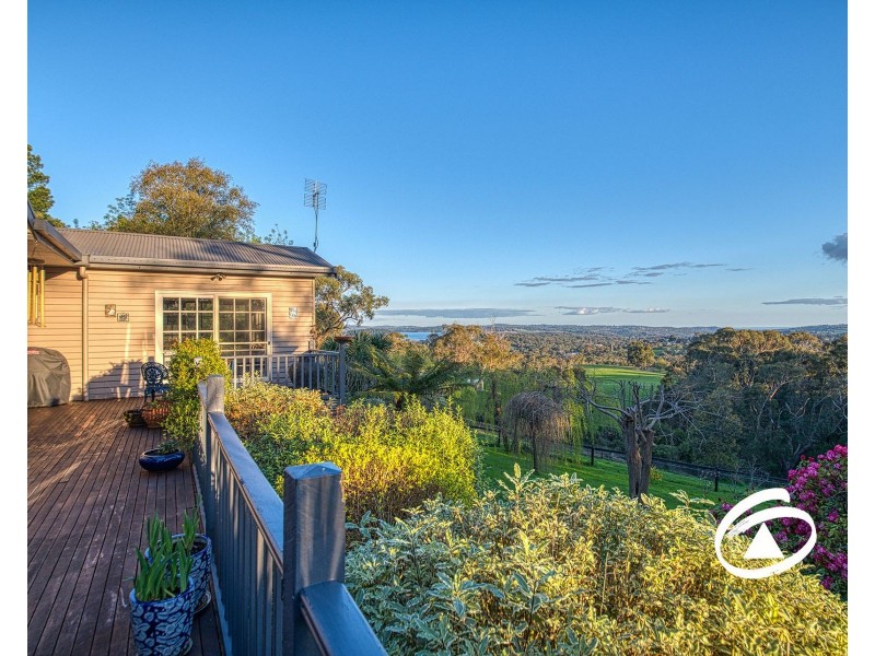 24 Temple Road, Belgrave South VIC 3160