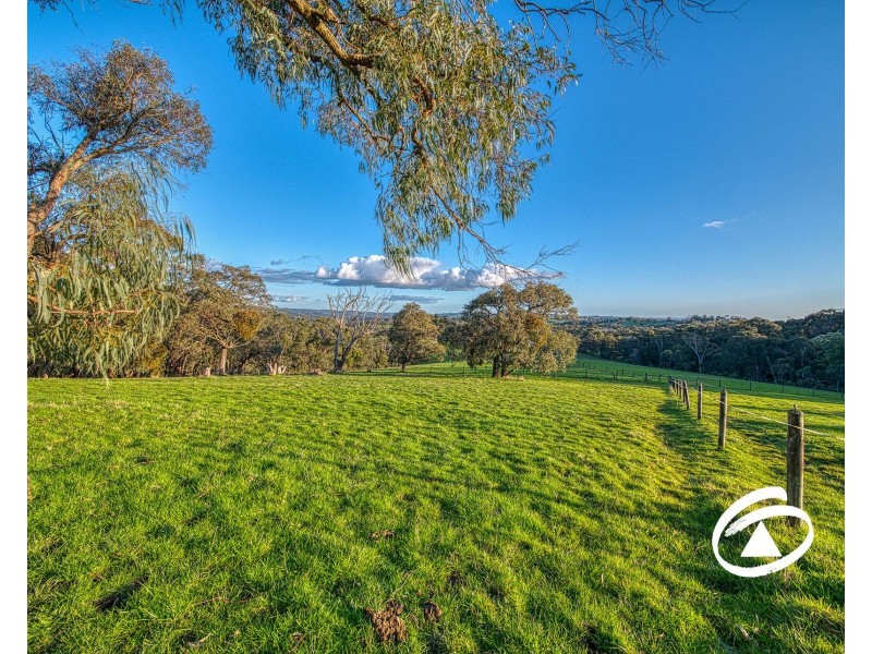 24 Temple Road, Belgrave South VIC 3160