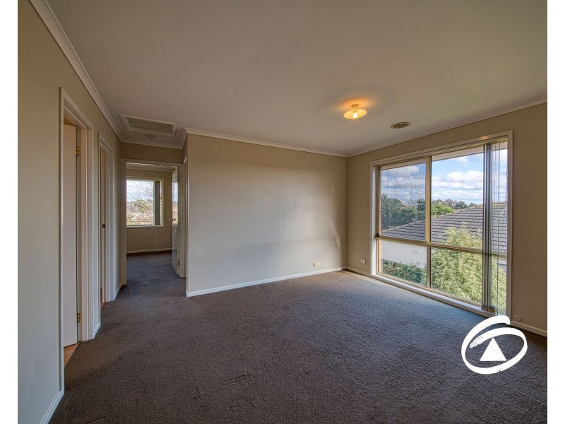 29 Chatswood Drive, Narre Warren South VIC 3805