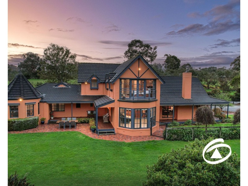 172 Boundary Road, Narre Warren East VIC 3804