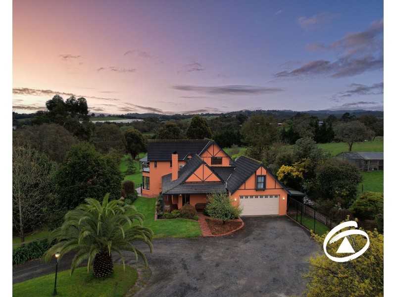 172 Boundary Road, Narre Warren East VIC 3804