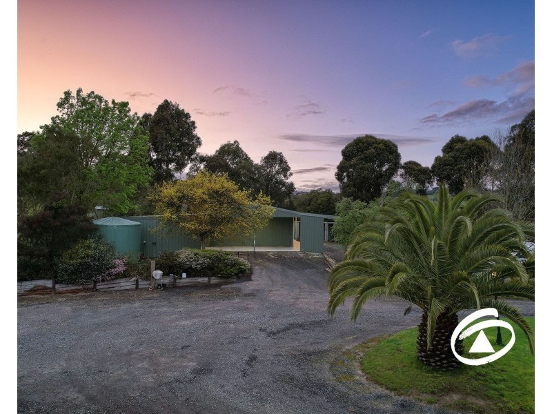 172 Boundary Road, Narre Warren East VIC 3804