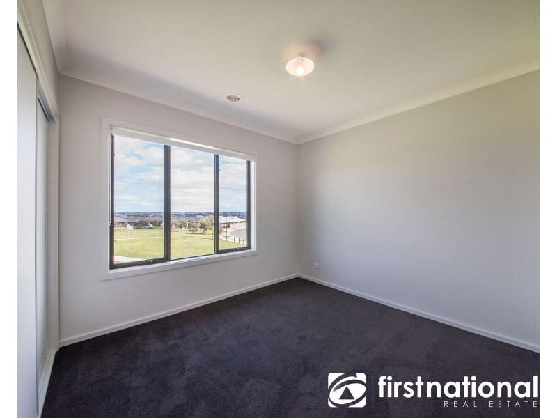 36 Renam Street, Pakenham VIC 3810