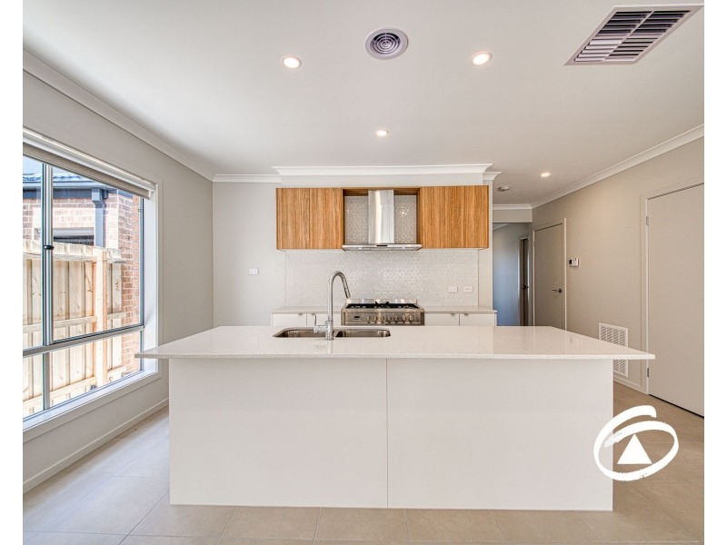 30 Barbara Avenue, Officer VIC 3809