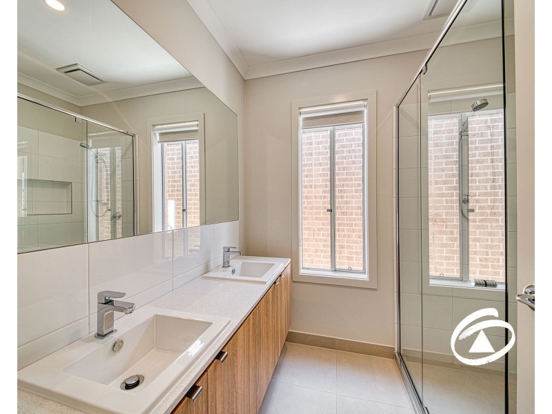 30 Barbara Avenue, Officer VIC 3809