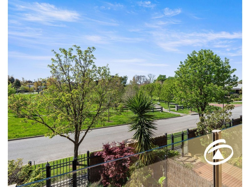 4/3 Paddington Terrace, Berwick VIC 3806