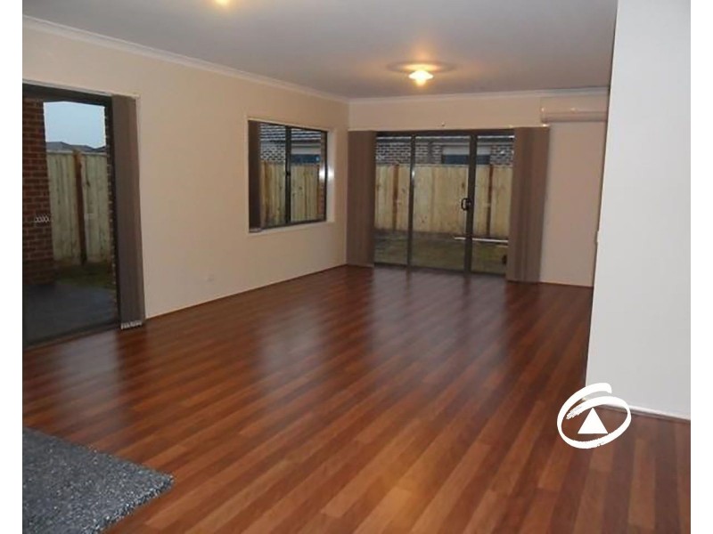 1 Heathfield Lane, Officer VIC 3809