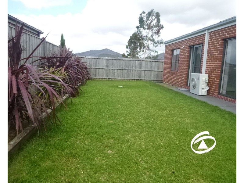 1 Heathfield Lane, Officer VIC 3809