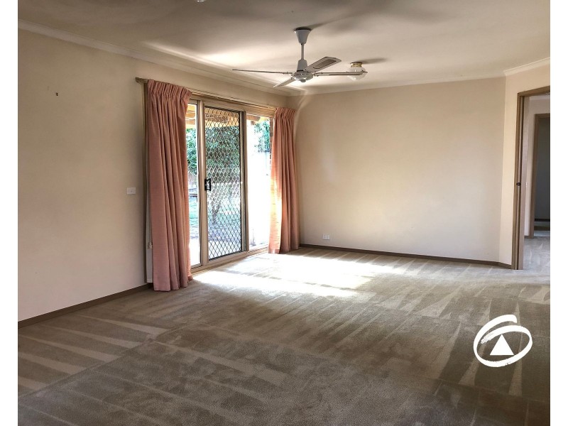 4 Malanda Court, Berwick VIC 3806