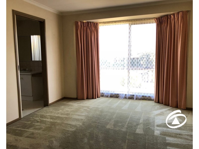 4 Malanda Court, Berwick VIC 3806