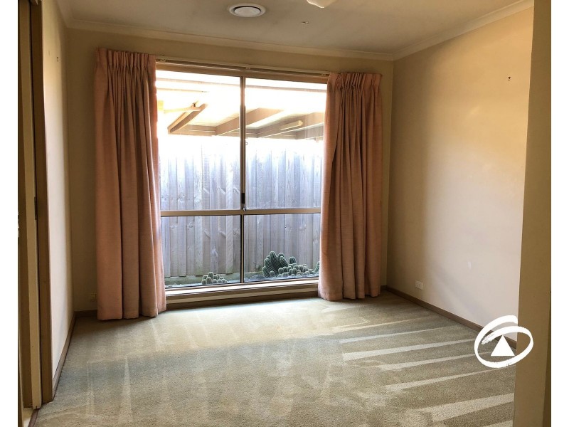 4 Malanda Court, Berwick VIC 3806