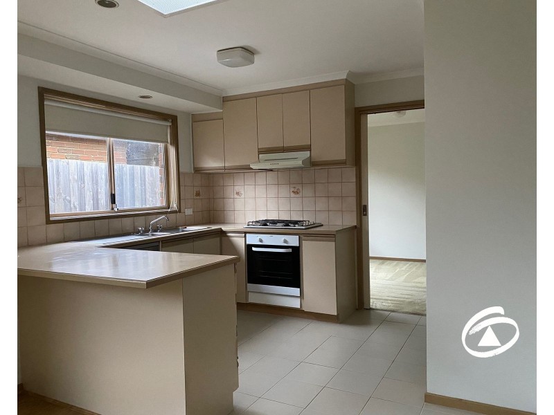 4 Malanda Court, Berwick VIC 3806