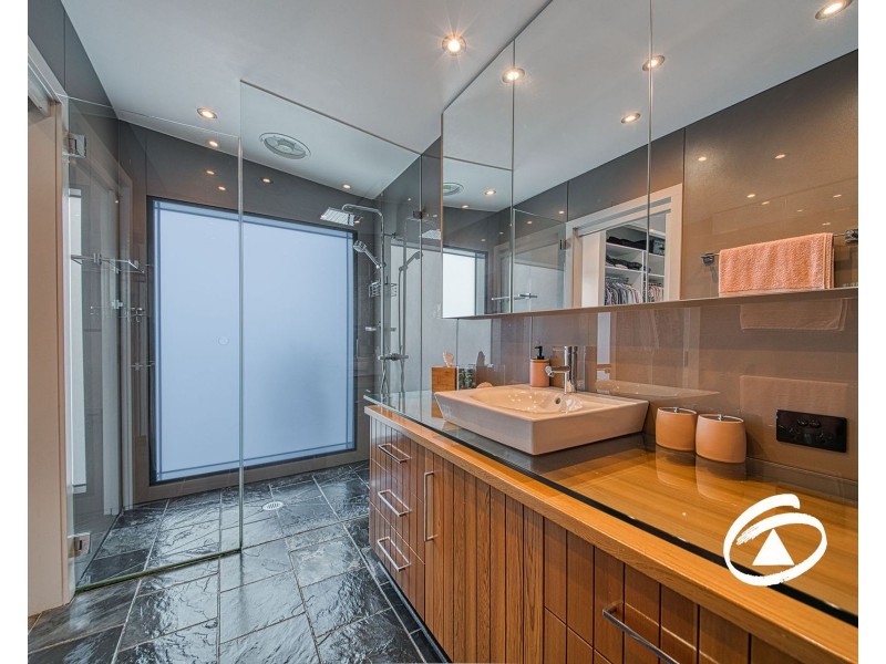 3 Leichhardt Way, Berwick VIC 3806