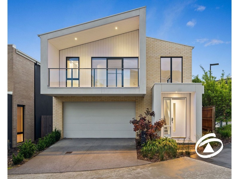8 Willowdene Way, Berwick VIC 3806