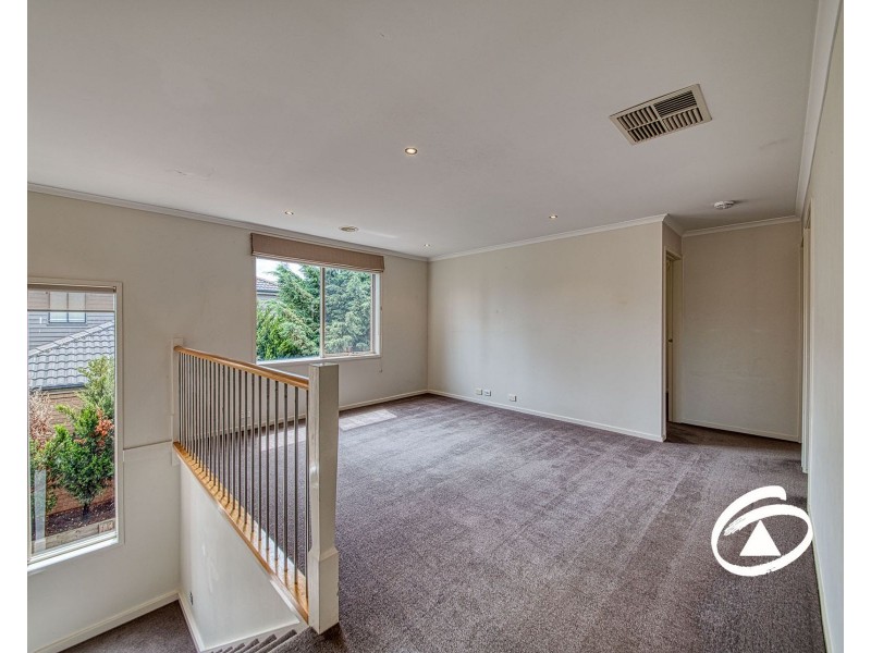 8 Viewpoint Place, Berwick VIC 3806
