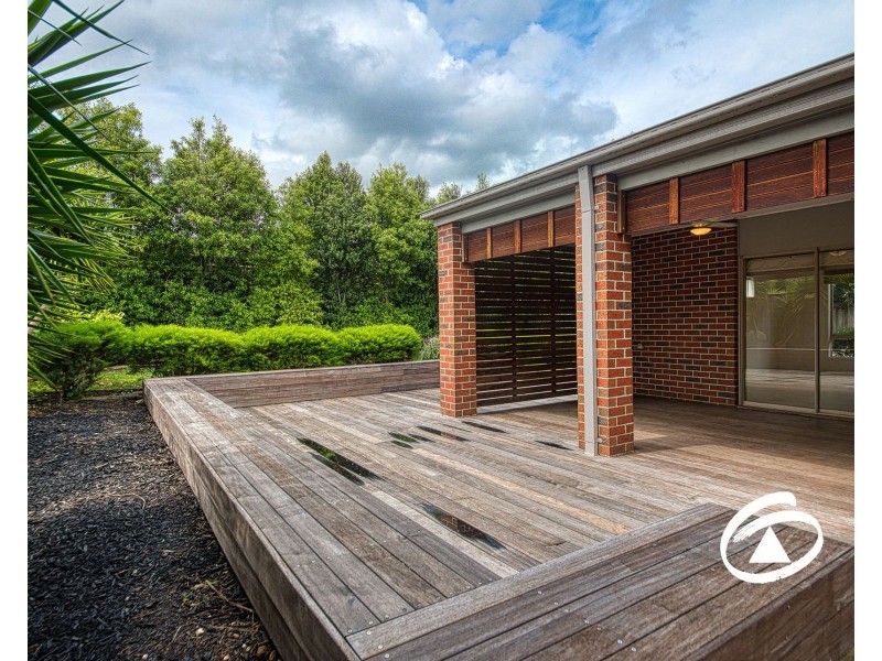 8 Viewpoint Place, Berwick VIC 3806