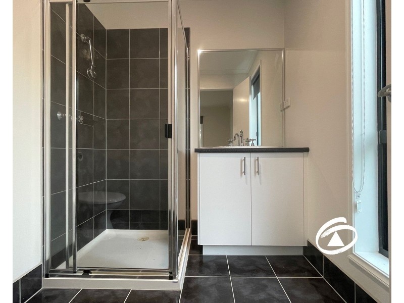 61 Streeton Way, Berwick VIC 3806