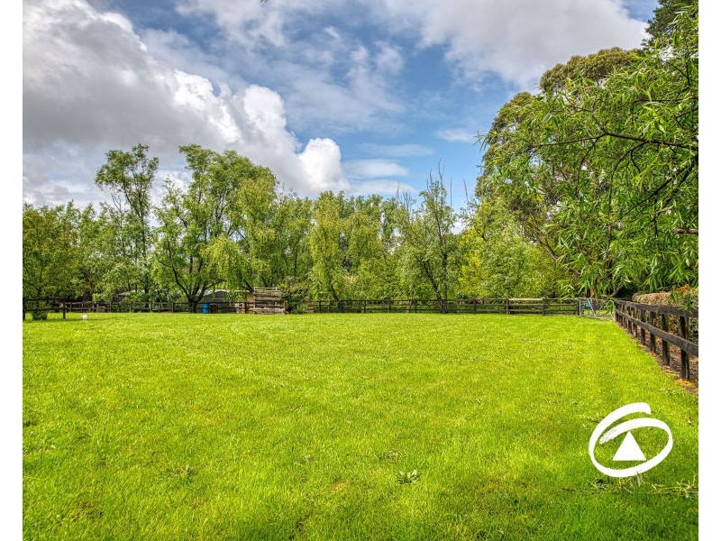 68-72 Buchanan Road, Berwick VIC 3806