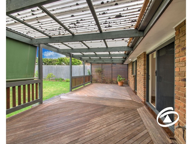 9 Barondi Avenue, Narre Warren VIC 3805