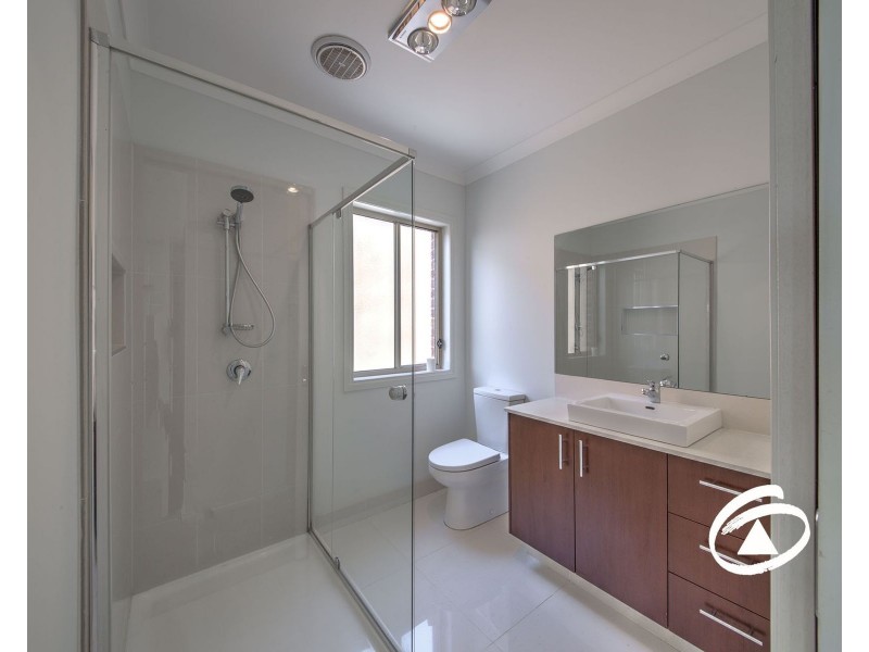 4 Gooseberry Mews, Berwick VIC 3806