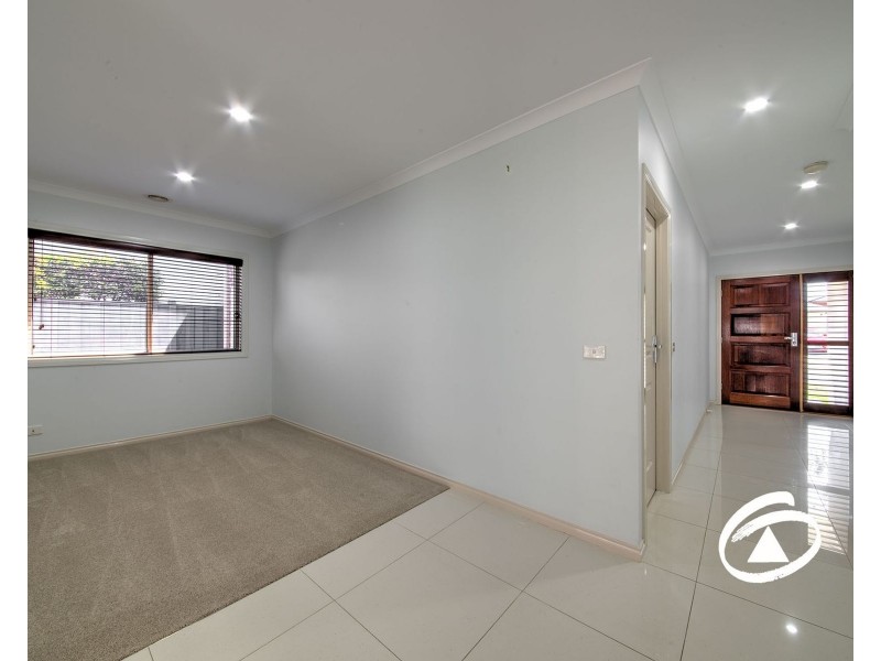 4 Gooseberry Mews, Berwick VIC 3806
