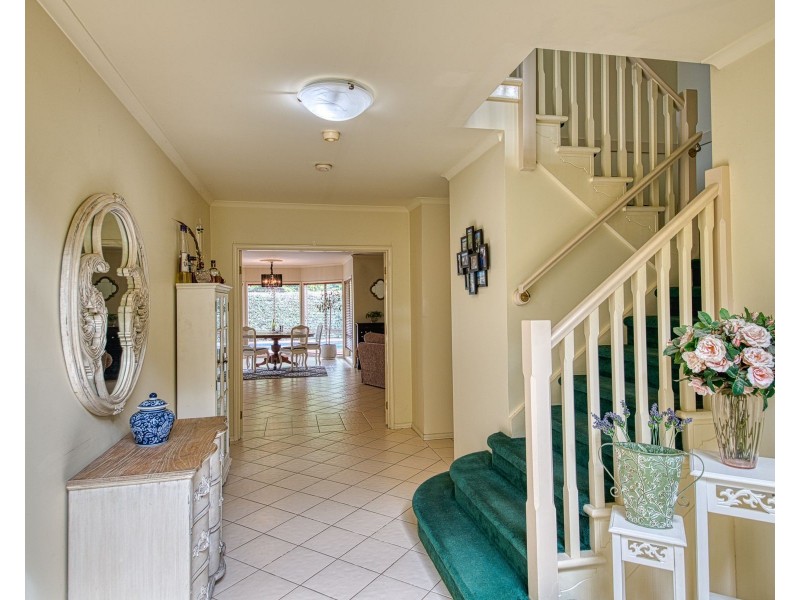 5 McCubbin Way, Berwick VIC 3806
