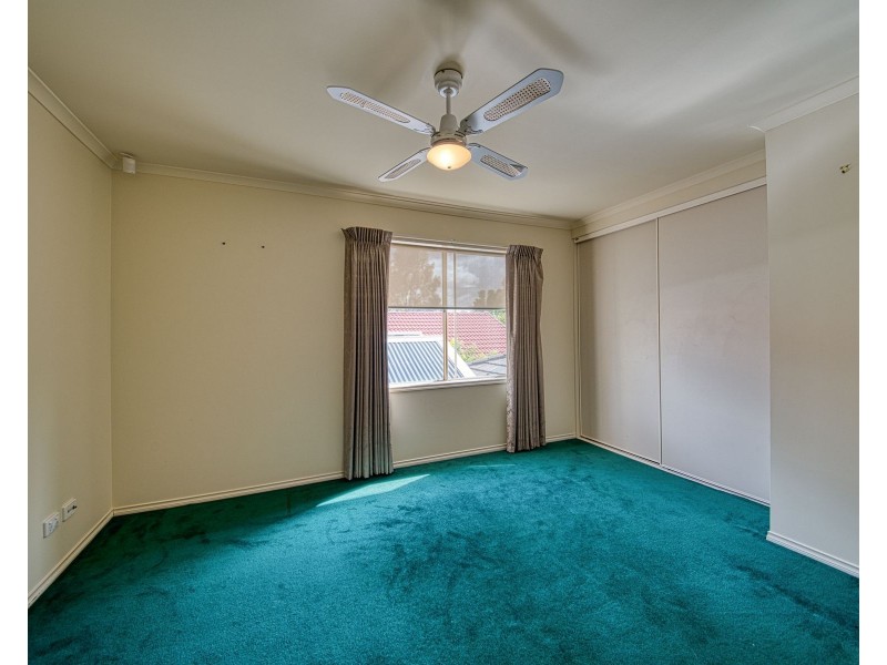 5 McCubbin Way, Berwick VIC 3806