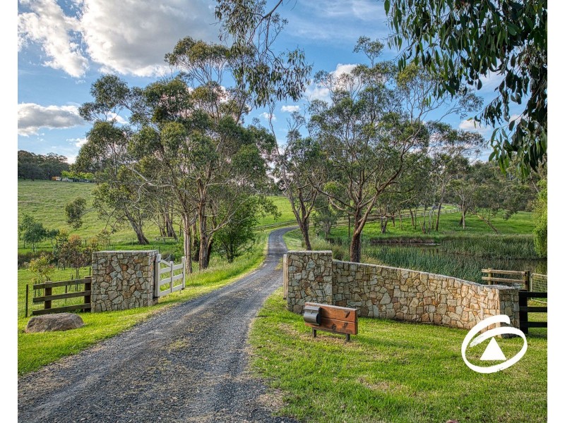 7 Spring Road, Belgrave South VIC 3160