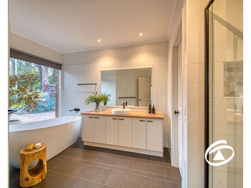 7 Spring Road, Belgrave South VIC 3160