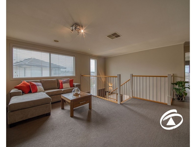 49 Skyline Way, Berwick VIC 3806