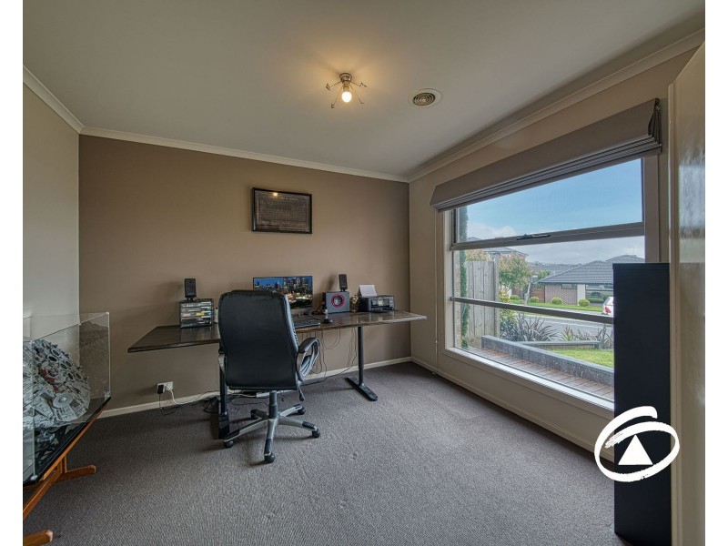 49 Skyline Way, Berwick VIC 3806