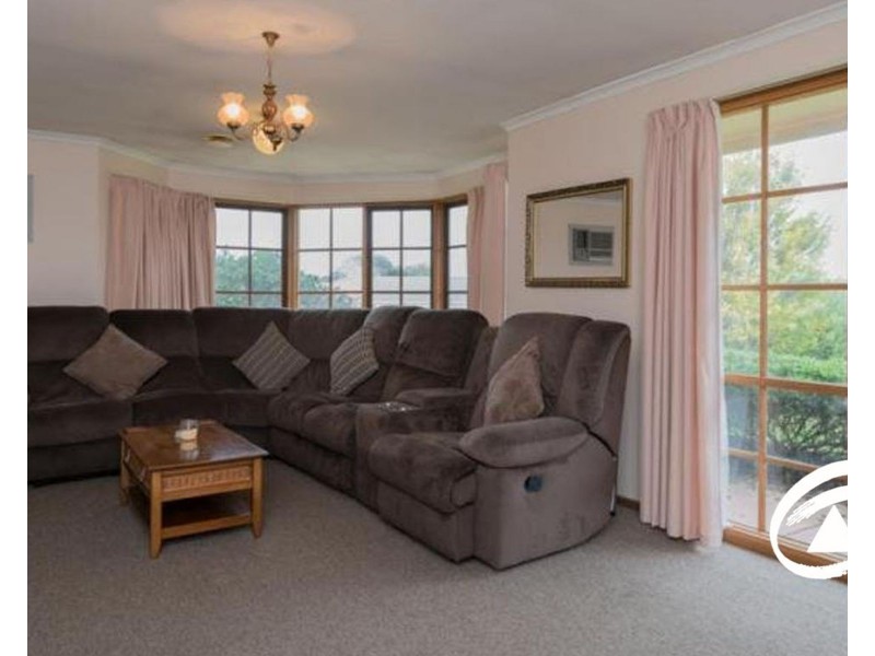 1 Malanda Court, Berwick VIC 3806