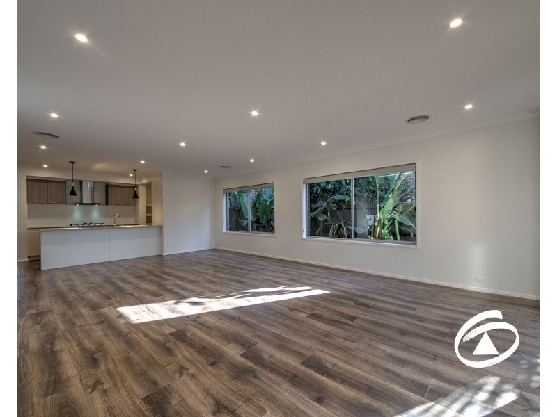 14 Murphy Street, Clyde North VIC 3978