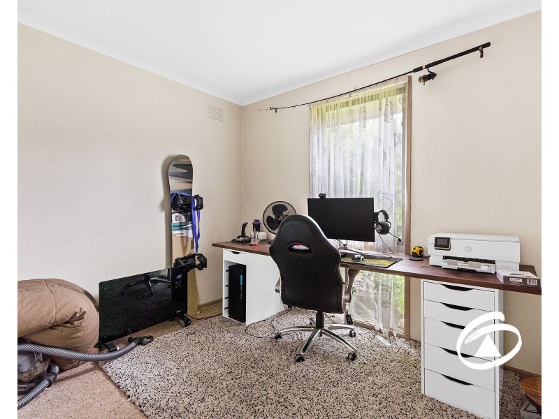 24 Guildford Crescent, Narre Warren VIC 3805