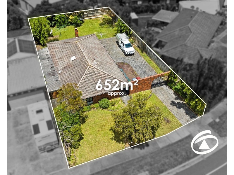 24 Guildford Crescent, Narre Warren VIC 3805