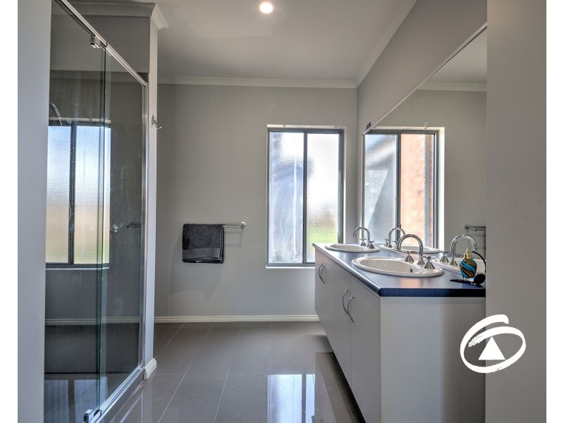 743 Glasscocks Road, Narre Warren South VIC 3805