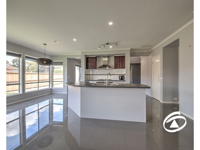 743 Glasscocks Road, Narre Warren South VIC 3805