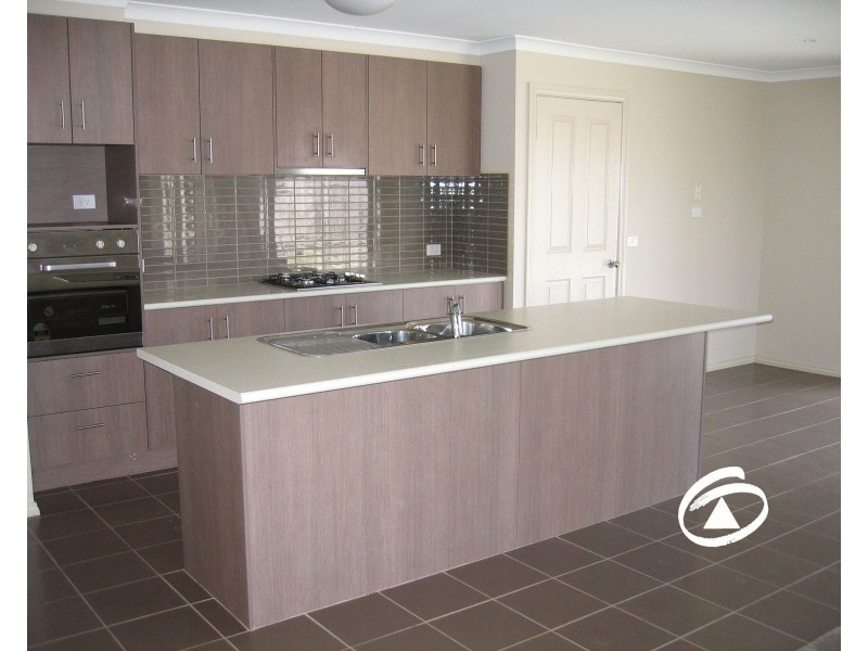 107 Melzak Way, Berwick VIC 3806