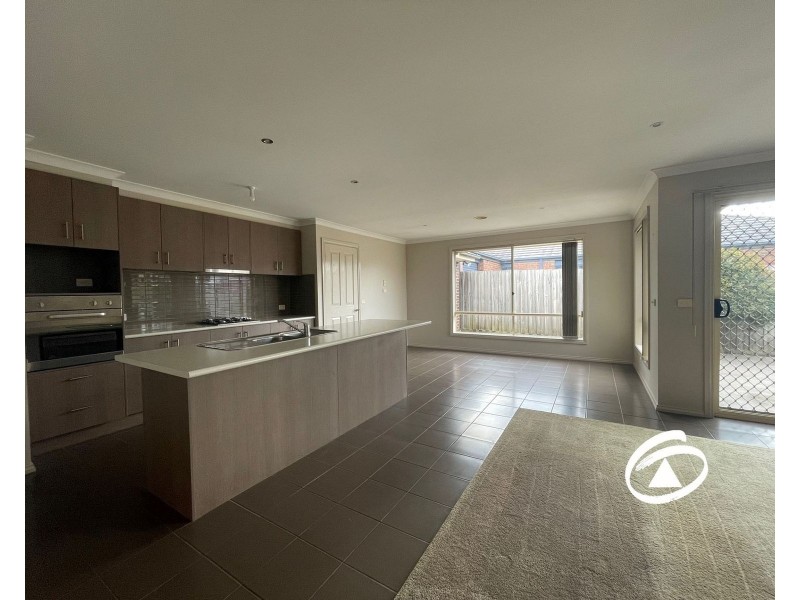 107 Melzak Way, Berwick VIC 3806