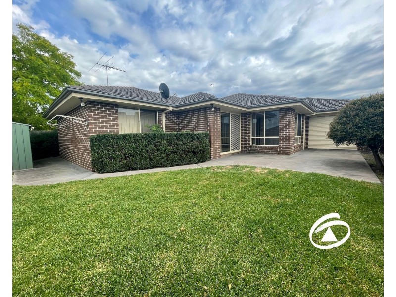 107 Melzak Way, Berwick VIC 3806