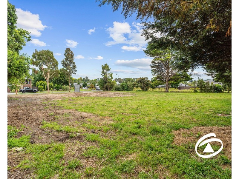 2-4 Garden View Court, Narre Warren North VIC 3804