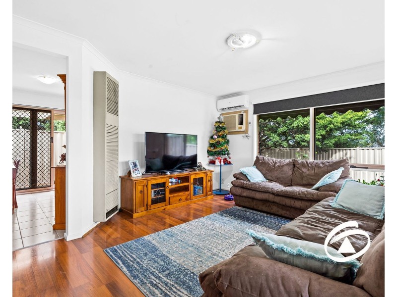 42 Michelle Drive, Hampton Park VIC 3976