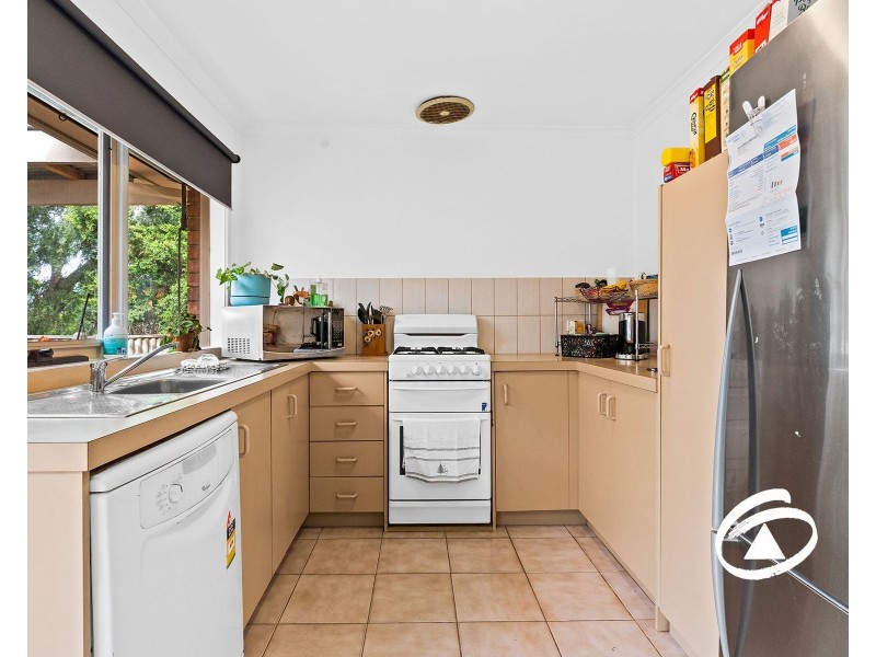 42 Michelle Drive, Hampton Park VIC 3976