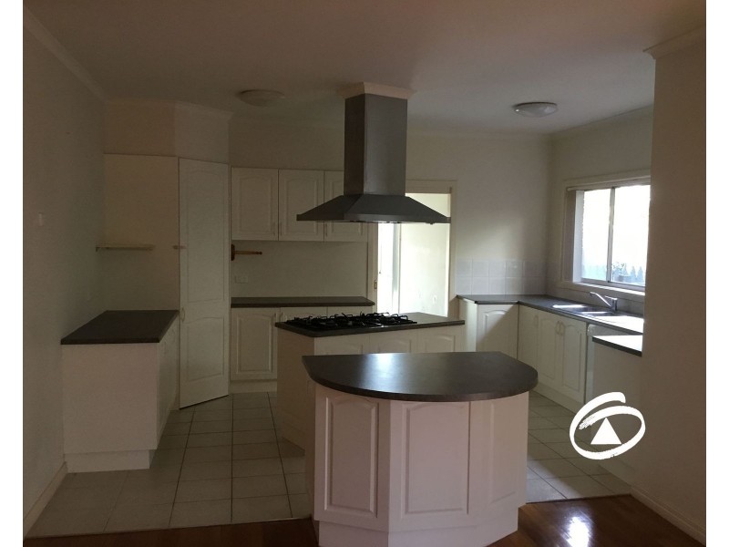 49 John Fisher Drive, Berwick VIC 3806