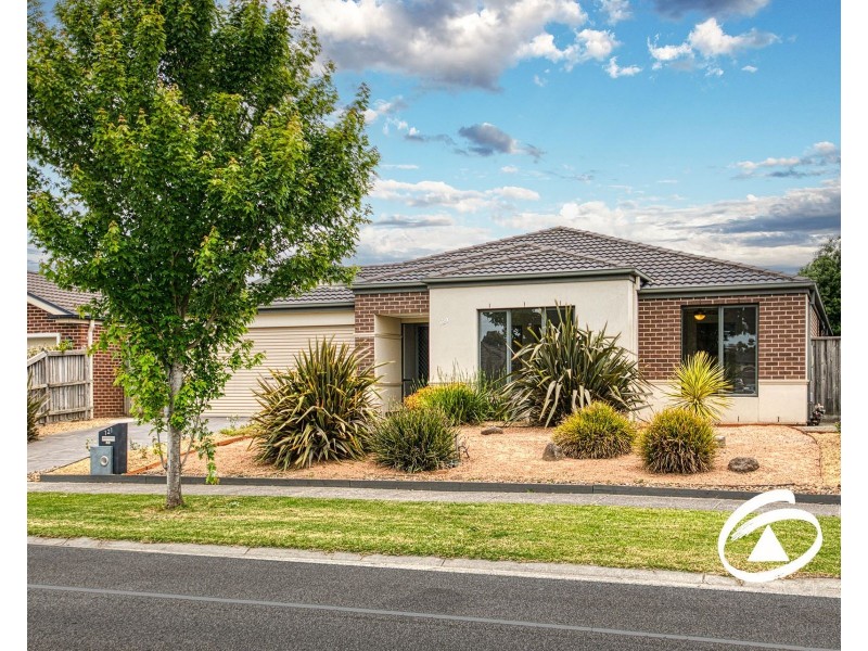 121 Moondarra Drive, Berwick VIC 3806