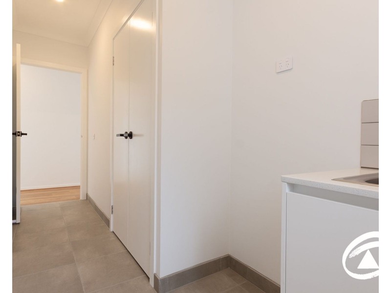 1 Veal Court, Clyde North VIC 3978